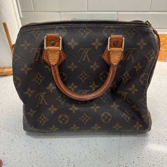 90s Speedy Louis Vuitton - Picture 2 of 15